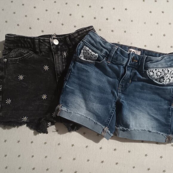 Lot of 2 Girl's Jean Shorts size 7 - Picture 1 of 5